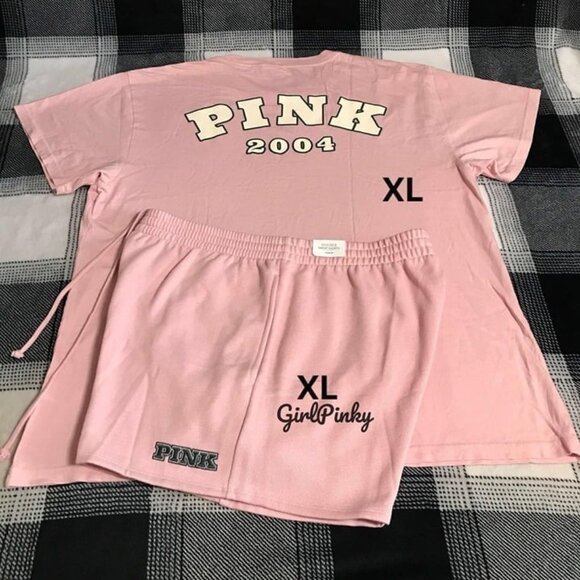VS PINK LIMITED EDITION PINK FRIDAY TEE & SHORT OUTFIT IN CHALK ROSE EXTRA LARGE - Picture 1 of 7